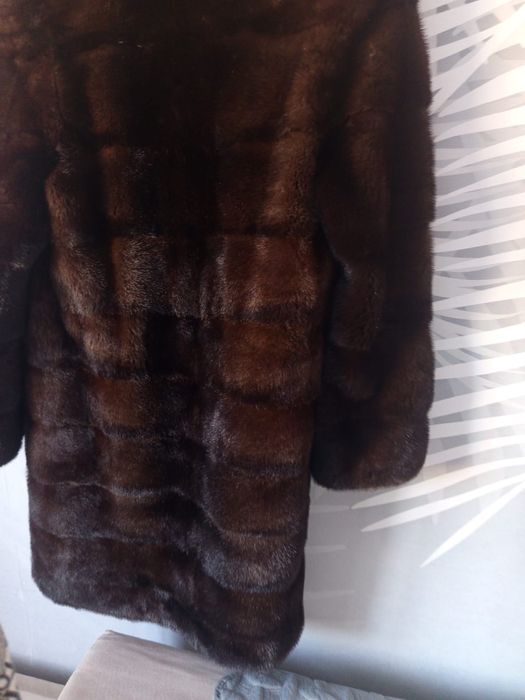 Продам шубу срочно !