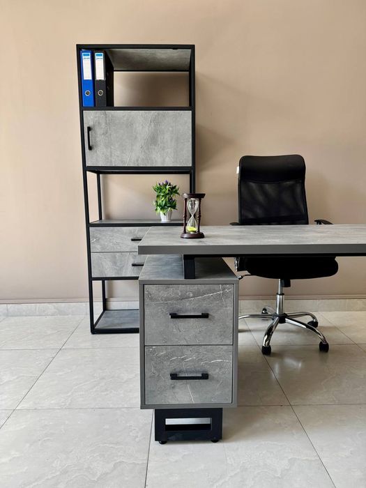 Лофт мебель Компютерный писменый  стол для дома офиса прочный надежный