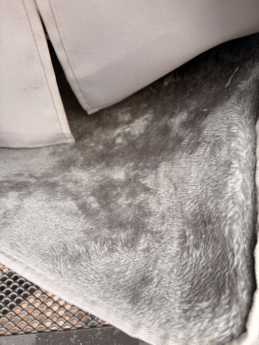 Casute NOI, pentru pisici sau caini talie mica