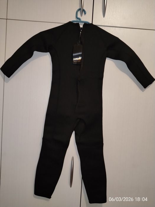 Детски неопрен за сърф