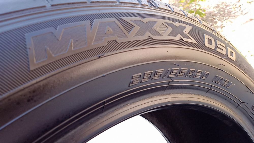 235 55 R20 Shina Dunlop 2 dona