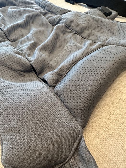 Бебешка раница/носилка Ergobaby Embrace Soft Mesh