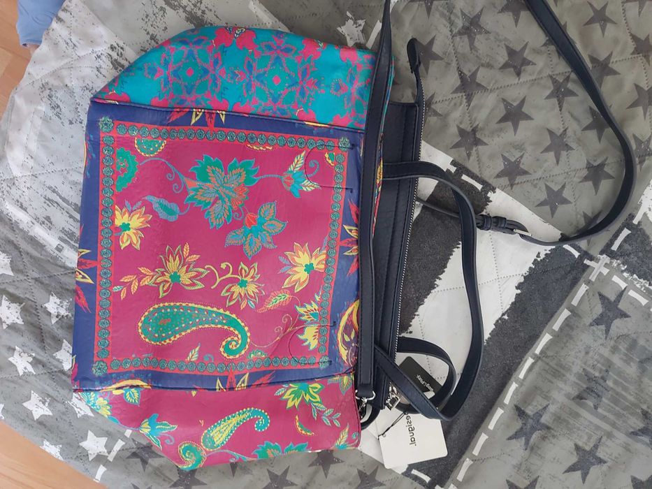 Чанта desigual нова