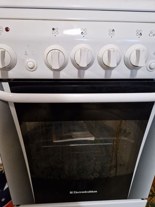 Продам газовую плиту!