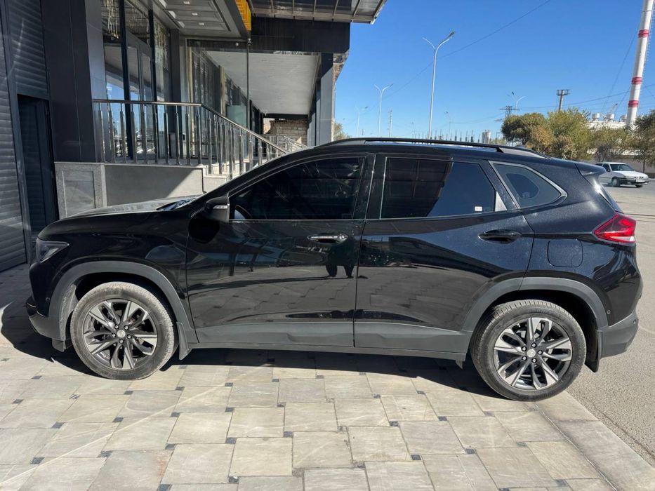 Chevrolet trakker 2023 yil 75.000 probeg polniy shumka propon gaz