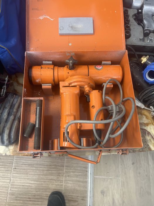 Masina de șanfrenat portabila