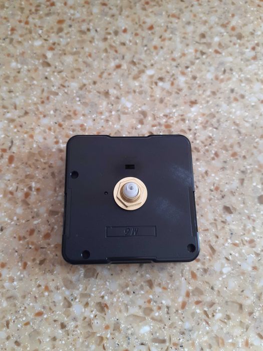 Механизм для кварцевых часов(новый)