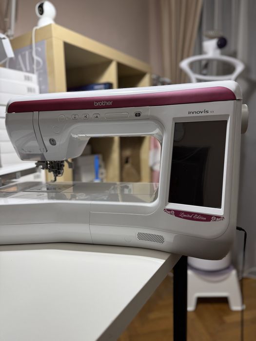 URGENT - Mașină de brodat Brother Innovis V3 - Ca noua, doar probata