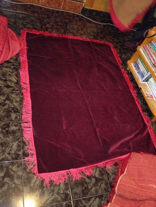 Покривки плюш два броя