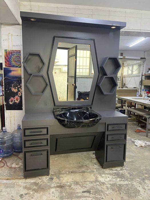 Бръснарско работно място. БЕЗПЛАТНА ДОСТАВКА