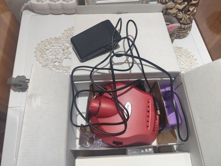 Freza electrica pentru unghii
