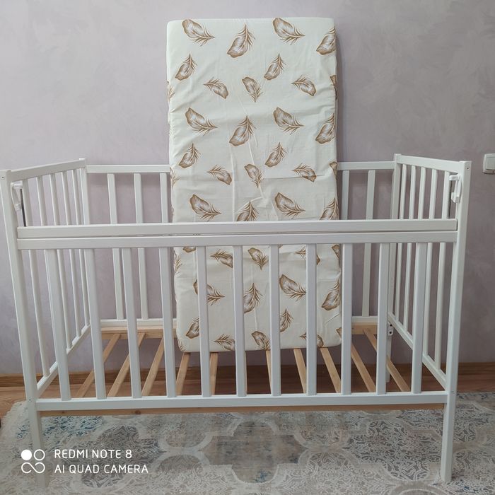 Кроватка детская