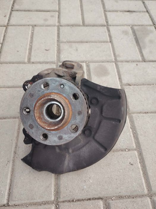 Главина за голф 4 1.8 турбо.