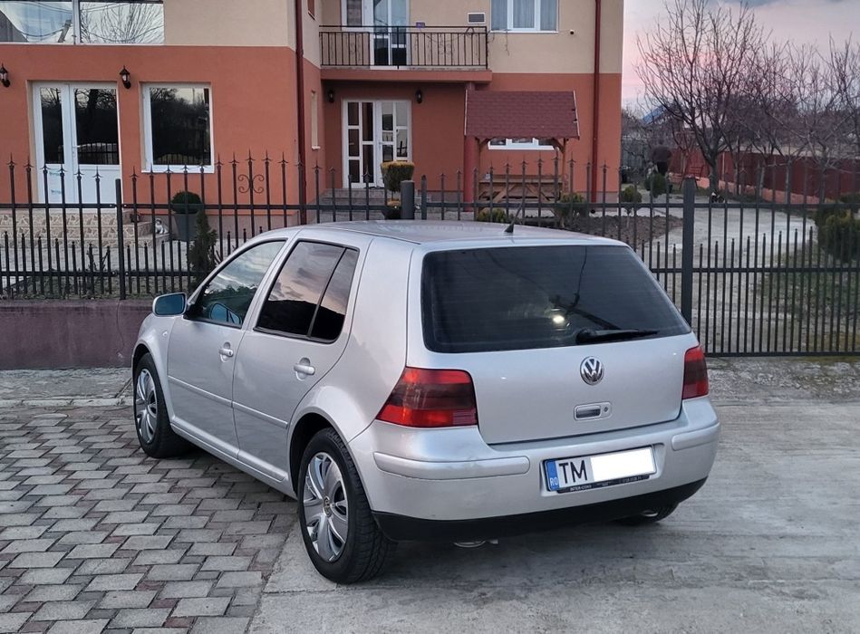 Wolkswagen Golf 4 motor 1.6 benzina 105 cp an 2002 euro 4