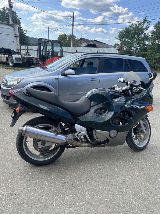 Vand motocicleta suzuki gsr