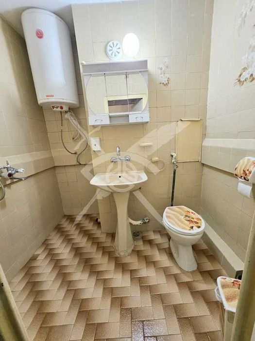 Продава се Двустаен апартамент в Бургас, Братя Миладинови - 65 кв.м за 1924 €/кв.м - Снимка #1