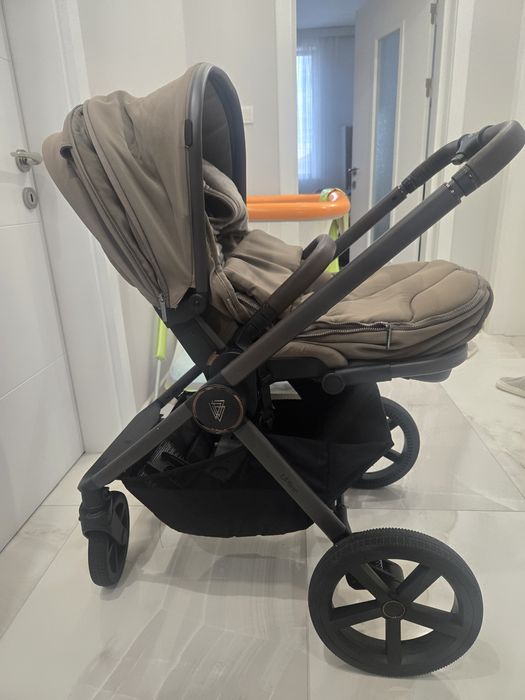 Детска количка Venicci upline