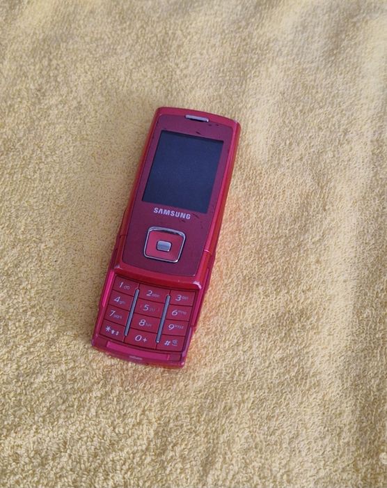 Telefon Samsung slide perfect funcțional