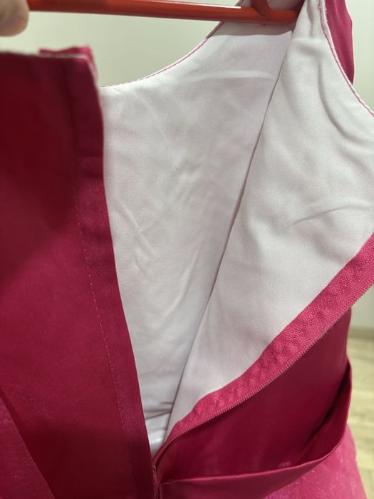 Платья для девочек новые