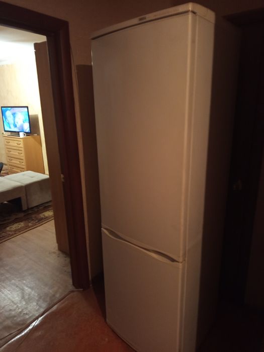 Продам срочно Холодильник