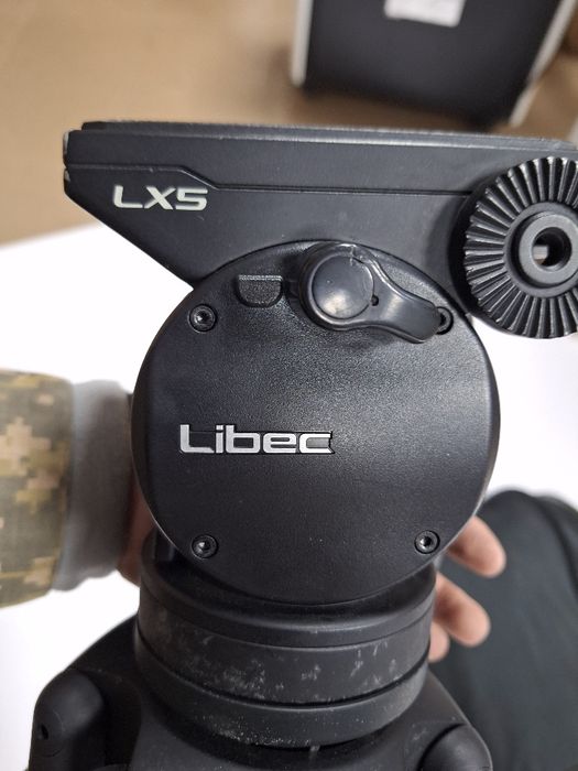 Штатив Трипод libec lx5
