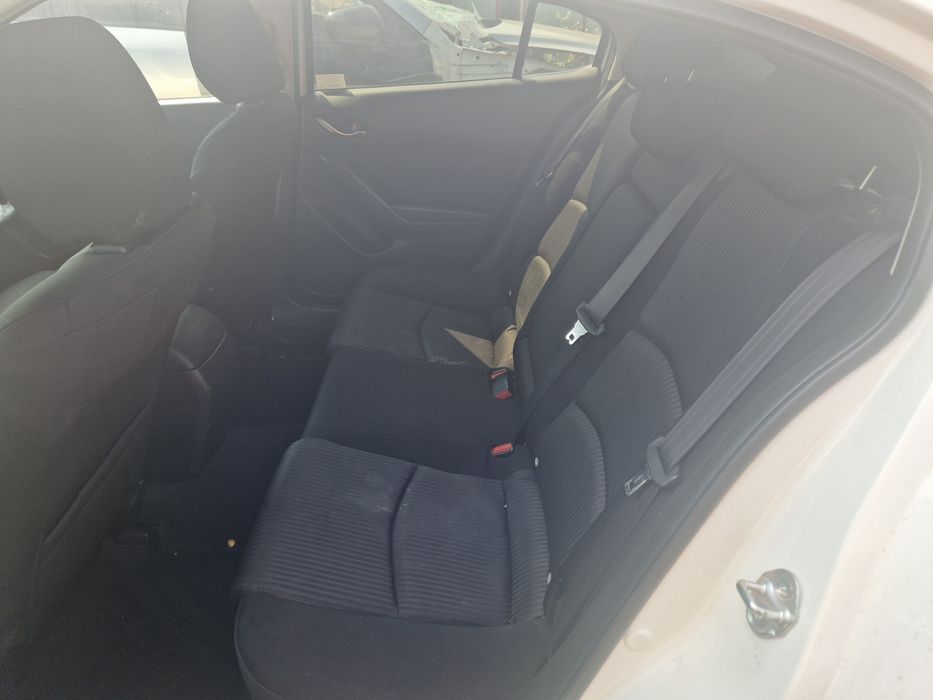 Dezmembrez Mazda 3 skyactiv 2.2 150/175 cp Sh01/Sh02