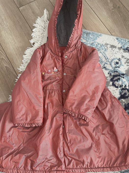 Продам детские куртки