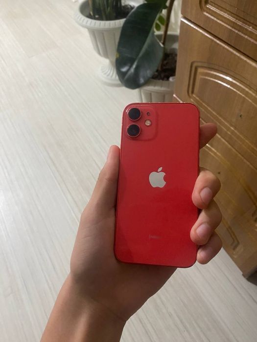 Айфон 12 мин для ребенка купил