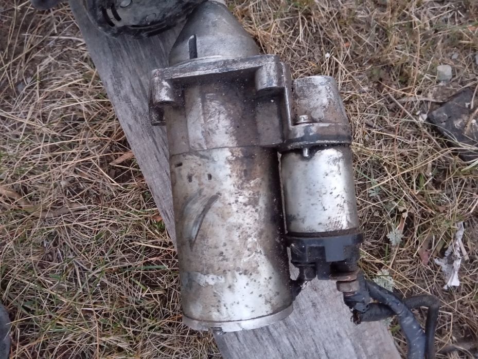 Продам запчасти на ВАЗ стартера генераторы