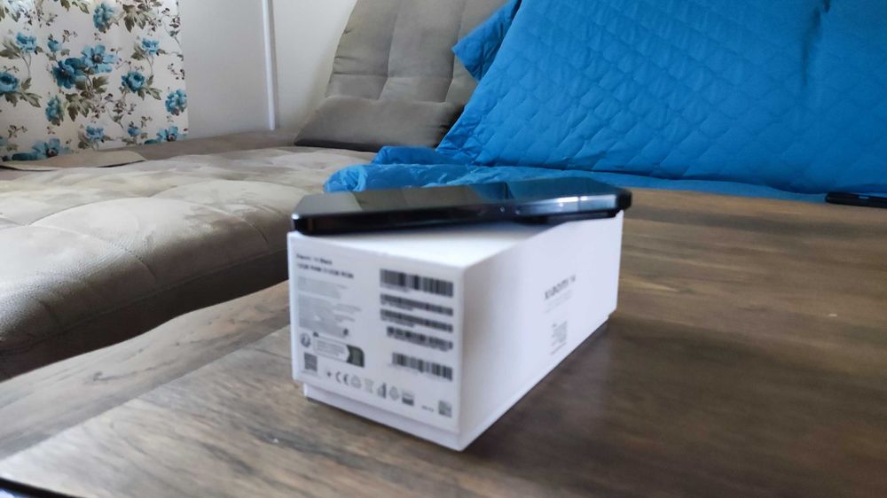 Xiaomi 14 12/512 гб. отличен !