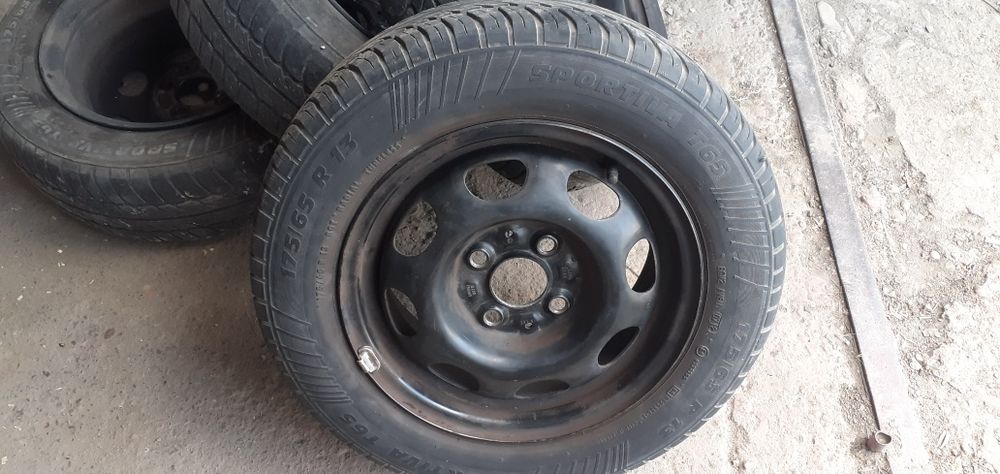 Гуми и джанти13ки