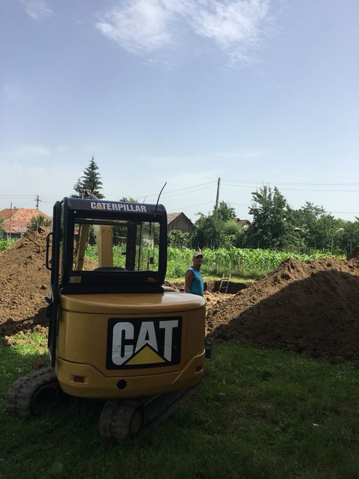 Inchiriez Buldoexcavator Miniexcavator Buldo Pamant Excavator Picon