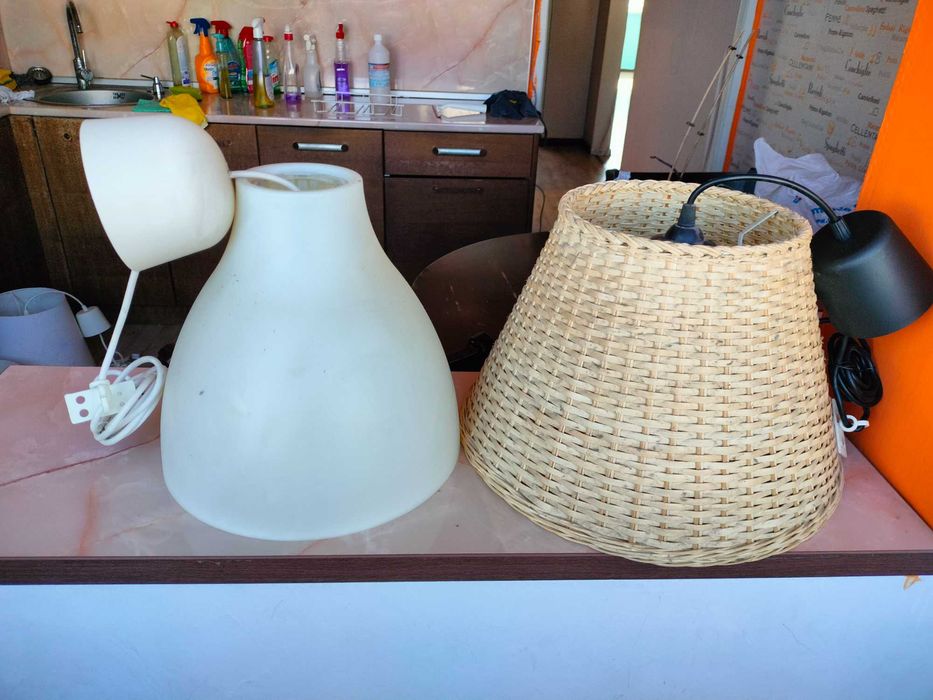 Абажури за висящи лампи