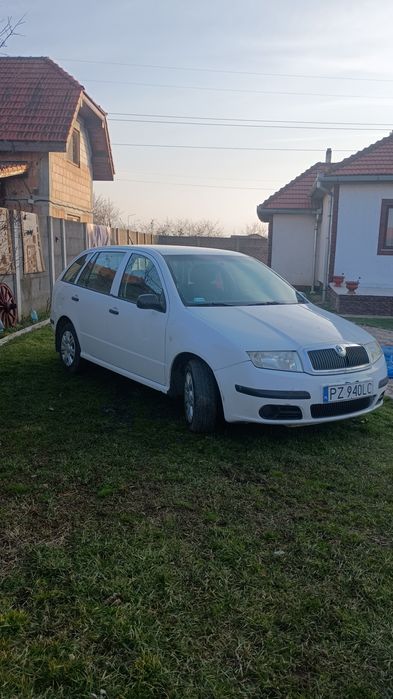 Vând Skoda Fabia an 2007