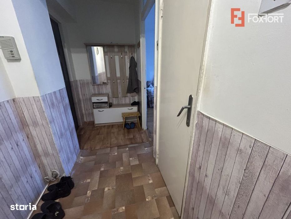 Apartament cu 3 camere de vanzare - Girocului