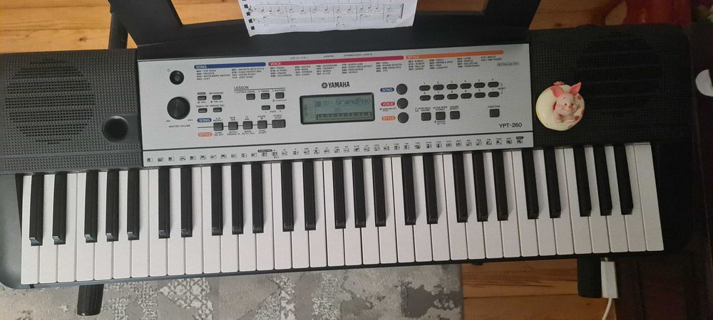 YAMAXA YPT-260,61 клавиша пиано