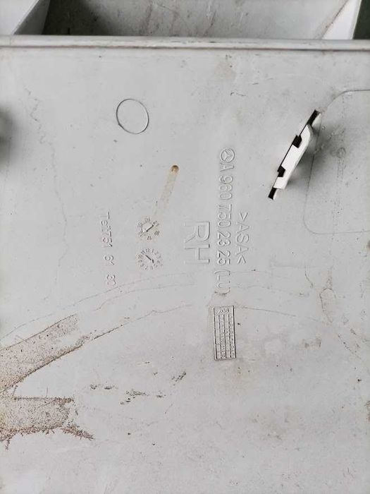 спойлери за MERCEDES ACTROS W960