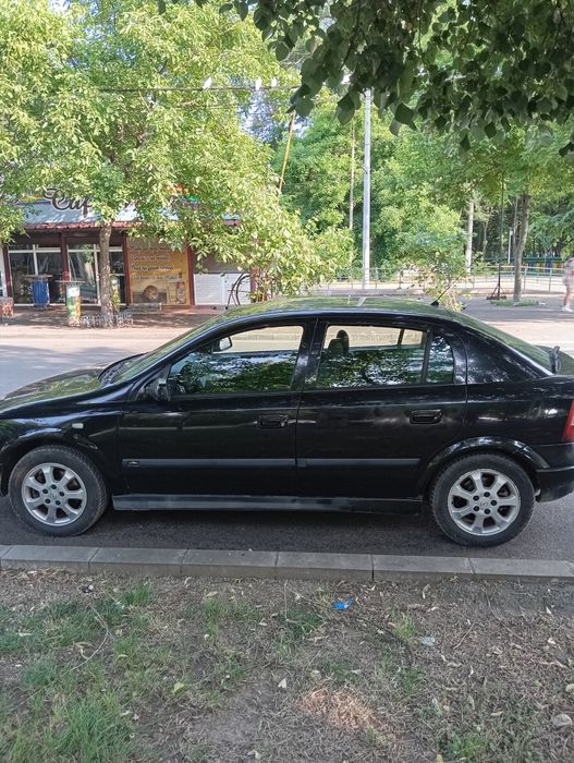Vând Opel Astra g 18 benzina preț fix 1000 euro