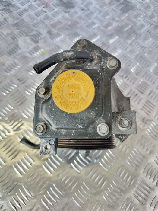 Гур насос на Subaru