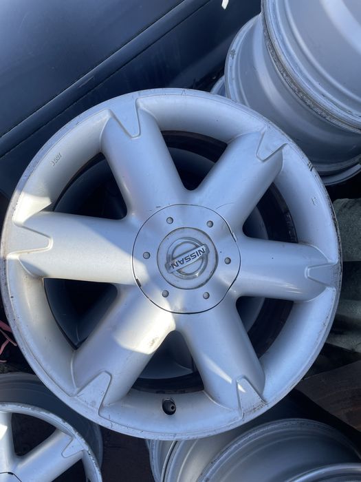 Джанти  за Nissan Morano R18