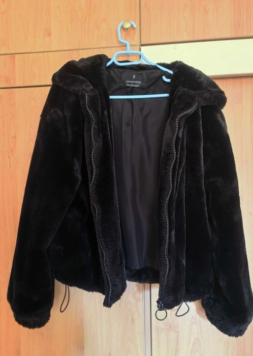 Продавам яке пухено.