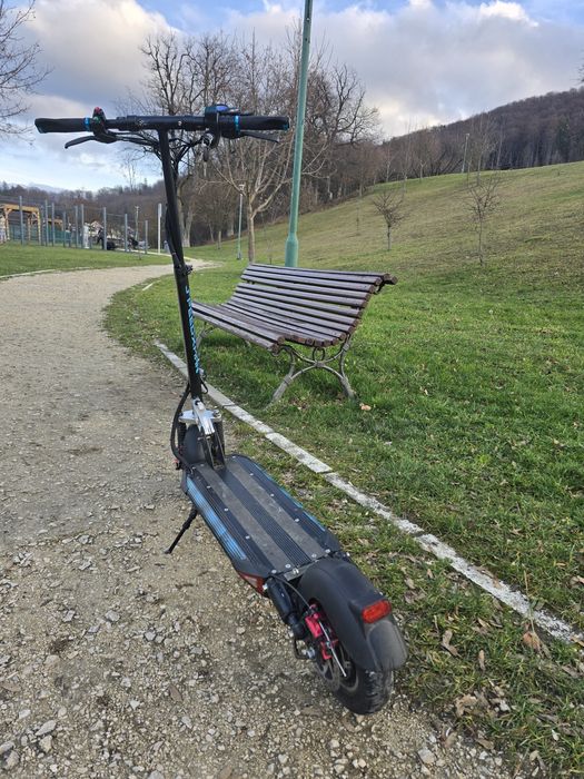 Vând trotinetă electrică speedxman 10