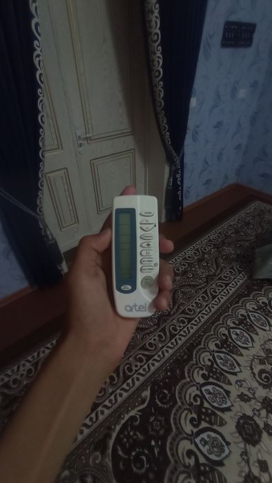 Yangi konditsioner sotiladi
