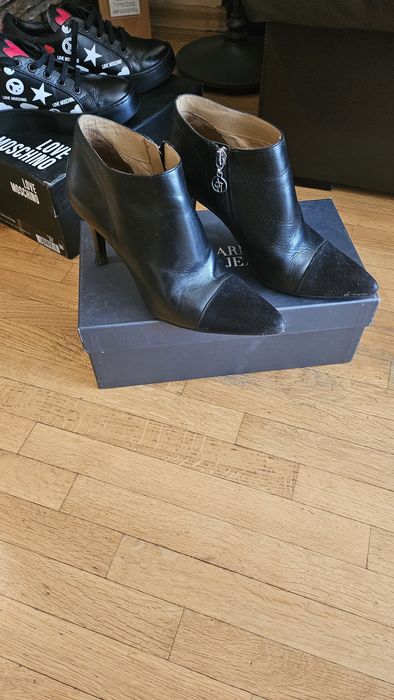 DKNY, Armani jeans, 4US