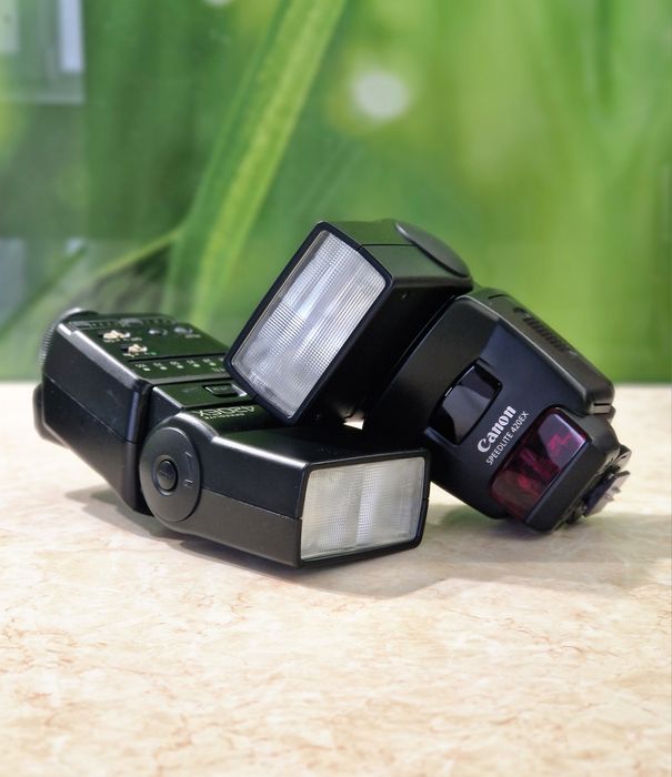 Светкавица Canon Speedlite 420EX - 2 бр.