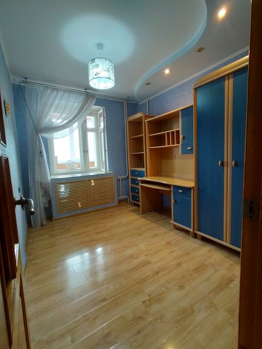 Продаётся 4х комнатная квартира