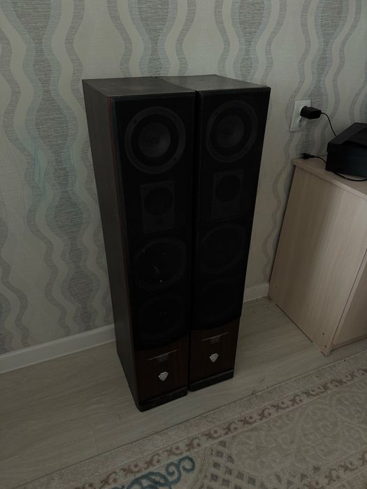 Продам напольные колонки Yasai Audio