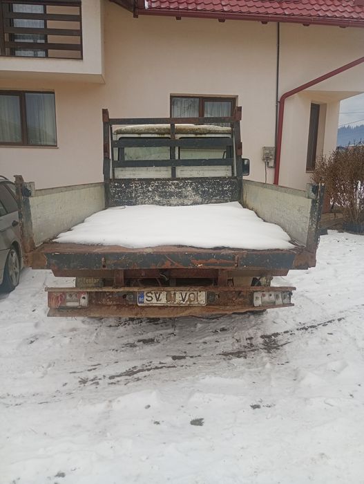 Vând sau schimb iveco