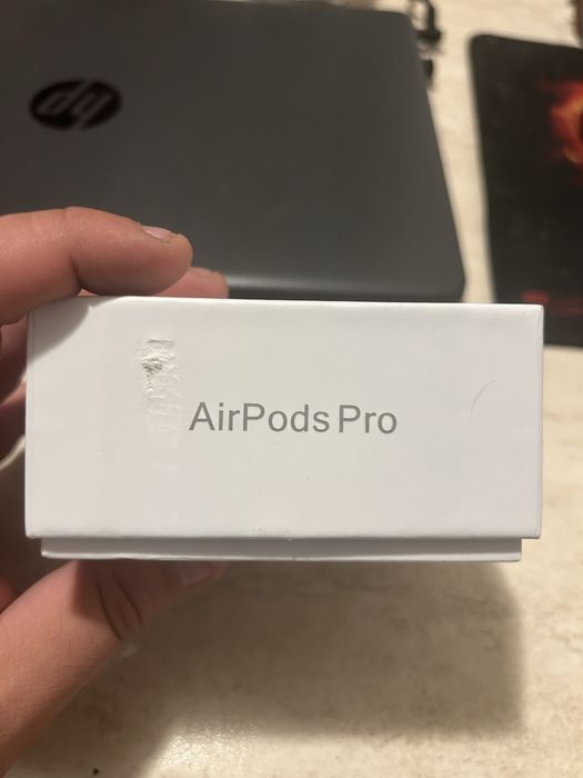 Casti AirPods 2 Pro