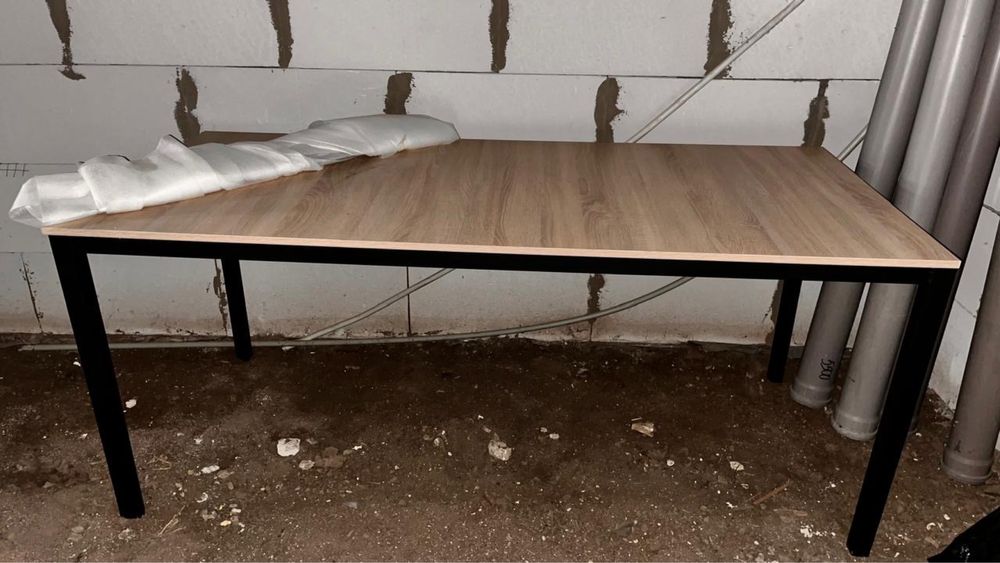 Продам стол со стулями